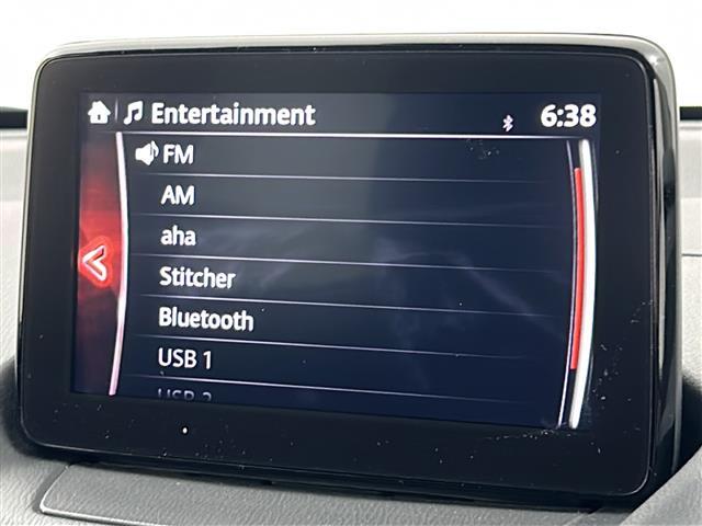【Bluetooth】ナビゲーションと携帯電話/スマートフォンをBluetooth接続することができます。接続するとハンズフリーで使用することができるので、とても便利です！