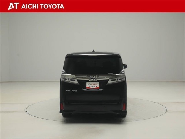 『TOYOTA認定中古車』は「まるごとクリーニング」で綺麗な内外装、「車両検査証」はプロによるチェック、買ってからも安心の「ロングラン保証」、3つの安心安全を標準装備したトヨタのブランドU-Carです