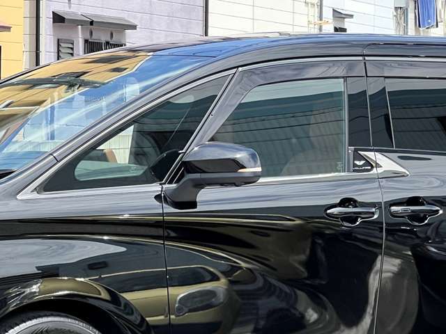 LEDサイドターンランプ！オート電動格納＆リバース連動チルトダウン！
