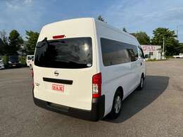 当店は安心のJUメンバーショップ！！JUでの仕入れや下取り車など展示しております☆（JU＝社団法人日本中古自動車販売協会連合会）