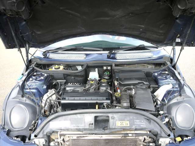 ミニの良い所は1600ccのちょうどいいエンジンが積んでいるところかなと思います！