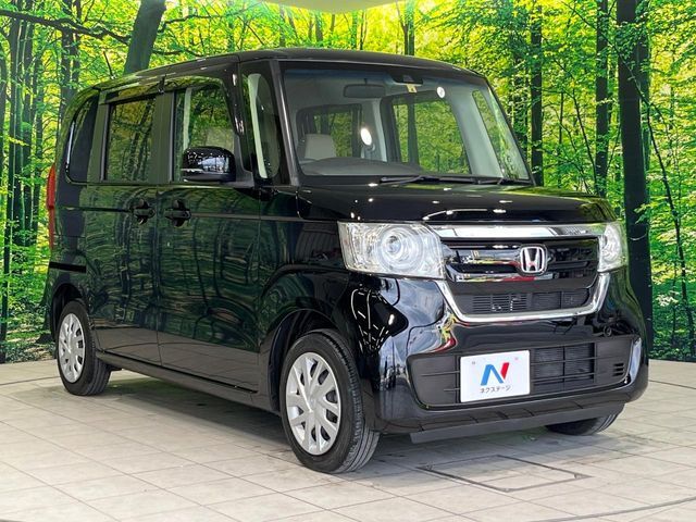 高透明度のガラス皮膜で撥水はもちろん、上質なツヤ・光沢を実現。紫外線や酸性雨から大切な愛車を保護し、色あせ・劣化を防止。「弾スプラッシュコート」、「弾プリミッサコート」からお選びいただけます。