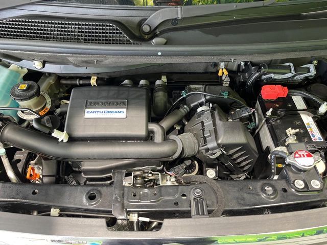 親切・丁寧な専門メカニックスタッフが応対！・車検・点検整備・事故等の修理などアフターサービスも安心。お車のカスタマイズもネクステージのサービススタッフまでご相談ください！