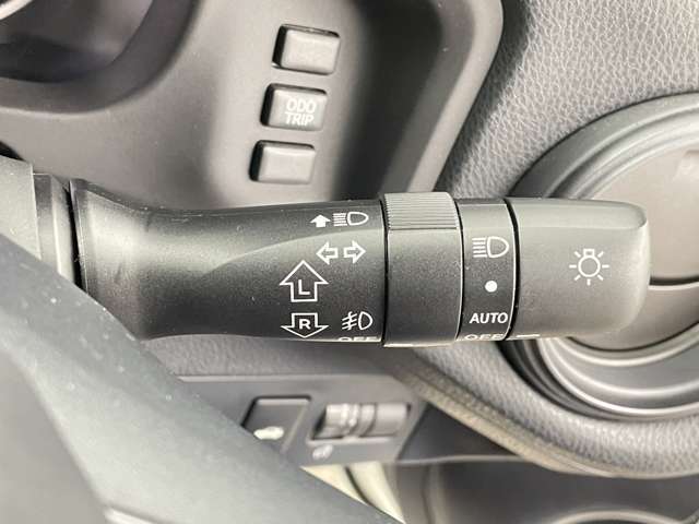 【運転席操作部】快適なドライブを楽しむための機能が装備されています！運転席から触れるので、使いやすいです！除菌プランいれていただくと、さらに清潔で安心していただけます！