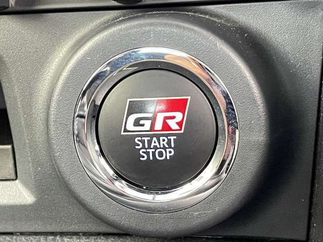 【運転席操作部】快適なドライブを楽しむための機能が装備されています！運転席から触れるので、使いやすいです！除菌プランいれていただくと、さらに清潔で安心していただけます！