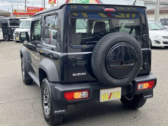 当社の展示車は全車両に車両状態説明書を掲示しております。修復歴の有無は勿論、ドア等の外板の交換歴の有無までも表示☆口頭説明では無く書面にてお渡ししております☆