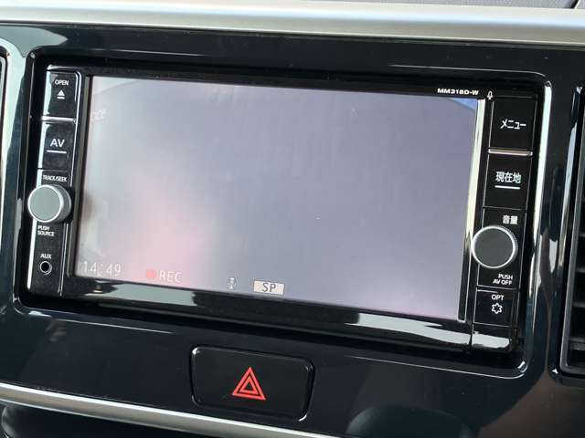 日産純正ドライブレコーダーがついておりますのでナビ画面でも映像が確認が出来ます。
