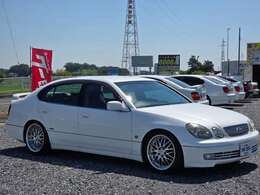 車高調　社外マフラー　アルミホイール等のカスタム多数