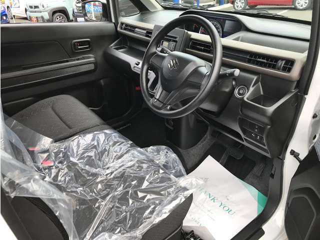 運転席はドライバーの居心地や運転の快適性を左右する大切な場所です。