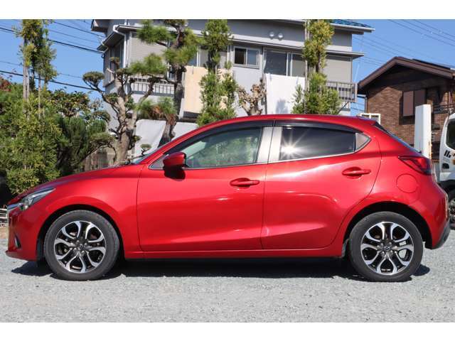 マツダ車の定番人気カラー♪ソウルレッドプレミアムメタリック！