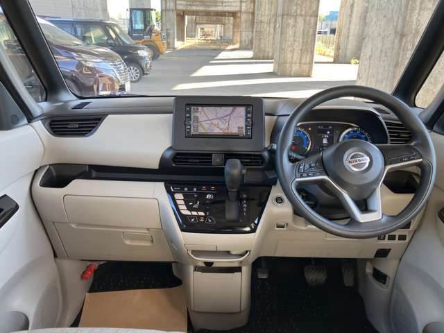 当社展示車はきれいにクリーニング済みです。