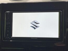 【ディスプレイオーディオ】視認性が高いディスプレイオーディオを装備♪操作性も良好で直感的なソース選択が可能です。