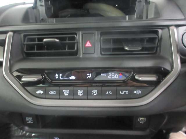 ■東バイパス店   0078-6002-438708    ■浜線バイパス嘉島店　0078-6002-961937　　■サンロードシティ人吉店　0078-6002-663494