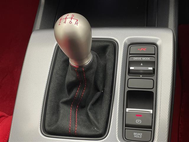 【シフトレバー】『シフトレバー』の画像になります。写真の内容に関してご不明点、ご質問等がございましたらお気軽にガリバー店舗までお問い合わせください。