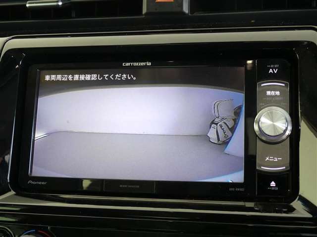 バックガイドモニターで、後方を確認しながら安心して駐車することができます。運転初心者も熟練者も必須の機能ですよ！