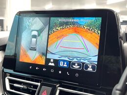 【全方位モニター用カメラ】専用のカメラにより、上から見下ろしたような視点で360度クルマの周囲を確認することができます☆死角部分も確認しやすく、狭い場所での切り返しや駐車もスムーズに行えます。