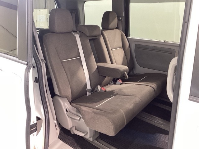 リアシート☆シートアレンジいろいろ♪工夫次第でお好みの空間を作ることができますよ！