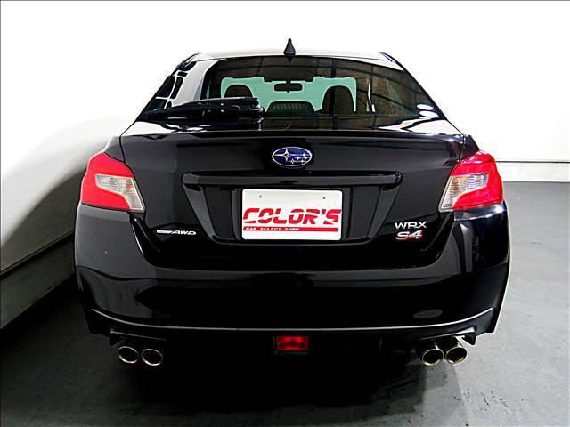 COLOR’Sはお客様のカーライフをサポートする総合プロCARショップです！車の販売に限らず、車検やアフター・メンテナンス・ドレスアップから車の買取りに至るまでお車の事なら何でもご相談下さい。