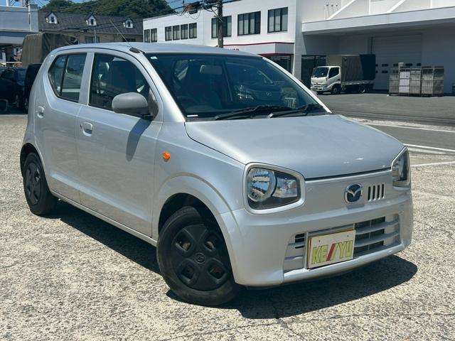 JAAA（日本自動車鑑定協会）による厳しいチェックを公表しております。当社販売担当者、仕入担当者、リフトに持ち上げ車検検査員による下廻りチェックをクリアした高品質車を展示しております