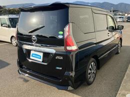 全国に店舗を展開しているのでどこでもお取り寄せが可能です！この車が気になるけど遠方だから・・・と諦める必要はありません！※別途陸送費が必要です。