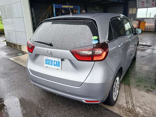 気になる点や見たい箇所など、お気軽にお問合せ頂ければカーセンサーへ画像追加も可能です！是非ご用命ください。