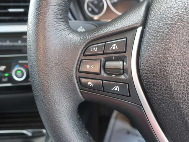 厳選されたBMW中古車が80台から100台ほど展示されております。営業時間は10：00から19：00で年中無休（年末年始を除く）で営業しております。