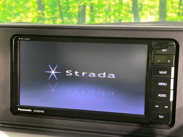 【ナビゲーション】目的地までしっかり案内してくれる使いやすいナビ。Bluetooth接続すればお持ちのスマホやMP3プレイヤーの音楽を再生可能！毎日の運転がさらに楽しくなります！！