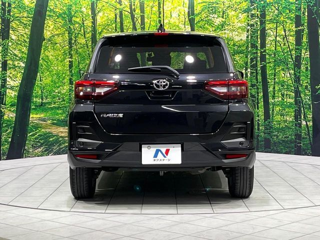 安心の最長10年・走行無制限保証（有償）をご用意。保証内容も充実はもちろん、無料点検＆オイル交換や、年中無休の全国・24時間ロードサービスも付帯されておりますのでご安心下さい。