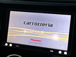 【ナビゲーション】目的地までしっかり案内してくれる使いやすいナビ。Bluetooth接続すればお持ちのスマホやMP3プレイヤーの音楽を再生可能！毎日の運転がさらに楽しくなります！！