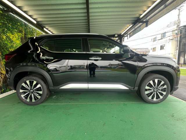 ■掲載車両以外にも在庫がたくさん！■　カーセンサーで希望の車両が見つからなくてもぜひお問い合わせ下さい。お電話でもかまいません。販売スタッフが全力でご希望のお車をお探しいたします！