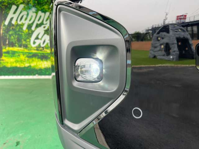 ■親切・丁寧な接客をお約束■　初めてお車のご購入を検討されている方や、お車についてあまり詳しくない方にも分かりやすい接客を心掛けております。女性営業スタッフも在籍！購入に不安がある女性の方もぜひ♪