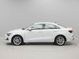 濃淡のコントラストが美しく映えるプレスライン