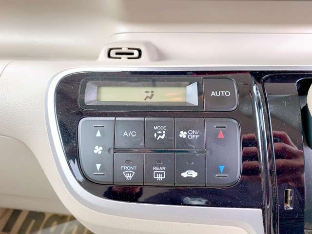 【オートエアコン】寒い冬も暑い夏でも自動で設定した温度に調節してくれます♪