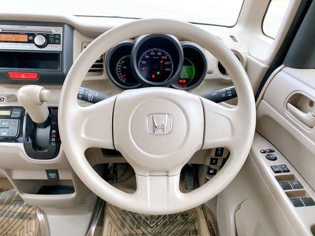 自社整備工場完備！　納車後のアフターフォローも安心してお任せください！
