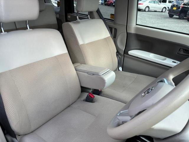 「この車の写真をもっと見たい」「状態が気になる」「この装備はついている？」どんな小さな疑問でもお気軽にお問い合わせください！