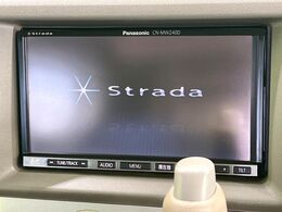 【ナビゲーション】使いやすいナビで目的地までしっかり案内してくれます。各種オーディオ再生機能も充実しており、お車の運転がさらに楽しくなります！！