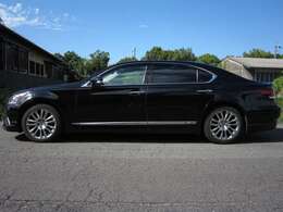 ★HDDナビゲーション（12.3インチワイドディスプレイ/VICS3メディア、Bluetooth携帯電話対応、DSSS対応）★地上デジタルTVチューナー＆アンテナ★リモートタッチ★ステアリングスイッチ