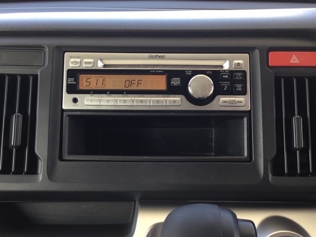好きな音楽があれば、運転がもっと楽しくなります。