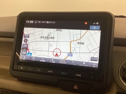 ギャザズナビ搭載です。知らない道も安心ですね！