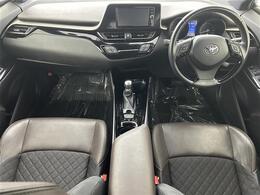 【インパネ全体】『インパネ全体』の画像になります。写真の内容に関してご不明点、ご質問等がございましたらお気軽にガリバー店舗までお問い合わせください。