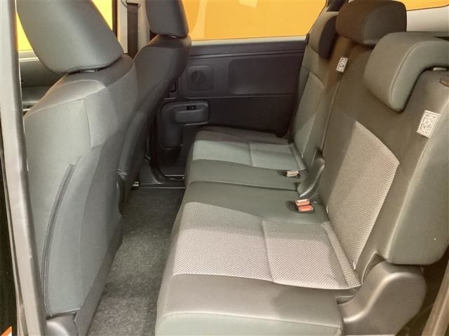 ☆無料ドリンクコーナー完備☆自動販売機も設置しております♪商談の合間にご利用下さいませ♪