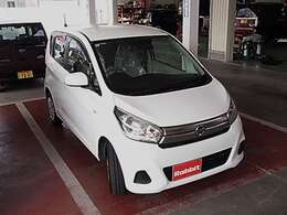 軽自動車専門店です。高年式、低走行、ワンオーナー車勢揃い！プロの大量一括仕入でコストダウンし、低価格を実現！！　まかせて安心。保険は損保ジャパン代理店。自社整備工場は近畿運輸局指定民間車検工場！！