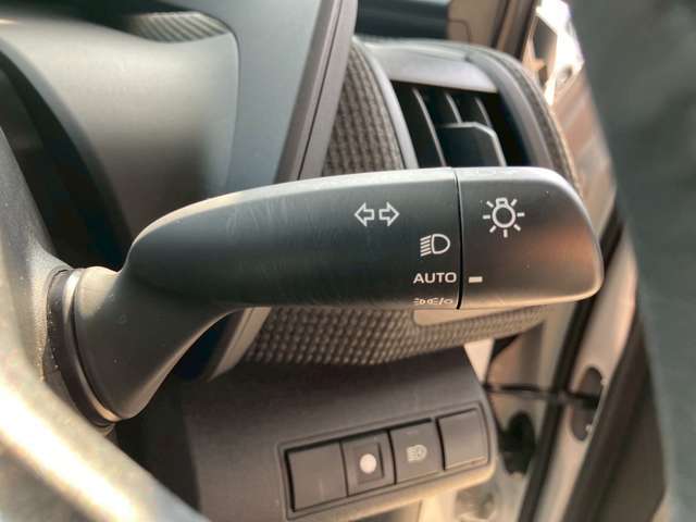 ワンオーナー 全方位カメラ ETC  シートヒーター  ステアリングヒーター 12.3インチディスプレイオーディオ フルセグTV Bluetooth おくだけ充電 パワーシート スマートキー 充電ケーブルあり
