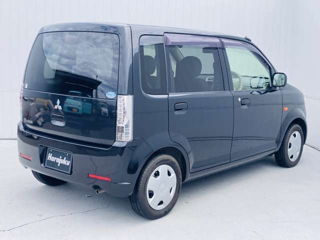 全車内外装クリーニング済み★気になる内装もピカピカです♪当社自慢のキレイさを、ぜひご覧ください。さらには、納車前にも清掃を行い、ボディーには撥水コーティングを施工してのお渡しです【ゴールドパック】