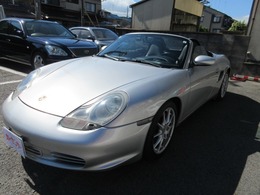 電動オープンカーです。