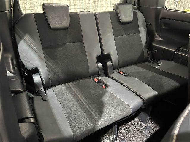 ☆運転席側3列目シート