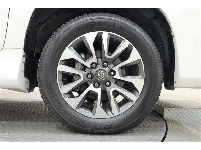 265/55R19