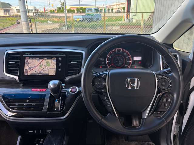 ハンドル・ナビ部分