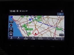 ナビゲーションを装備☆多彩な機能で快適ドライブをアシスト☆オーディオ機能も充実していますね☆