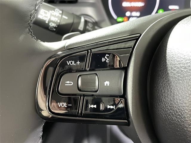 【運転席操作部】快適なドライブを楽しむための機能が装備されています！運転席から触れるので、使いやすいです！除菌プランいれていただくと、さらに清潔で安心していただけます！